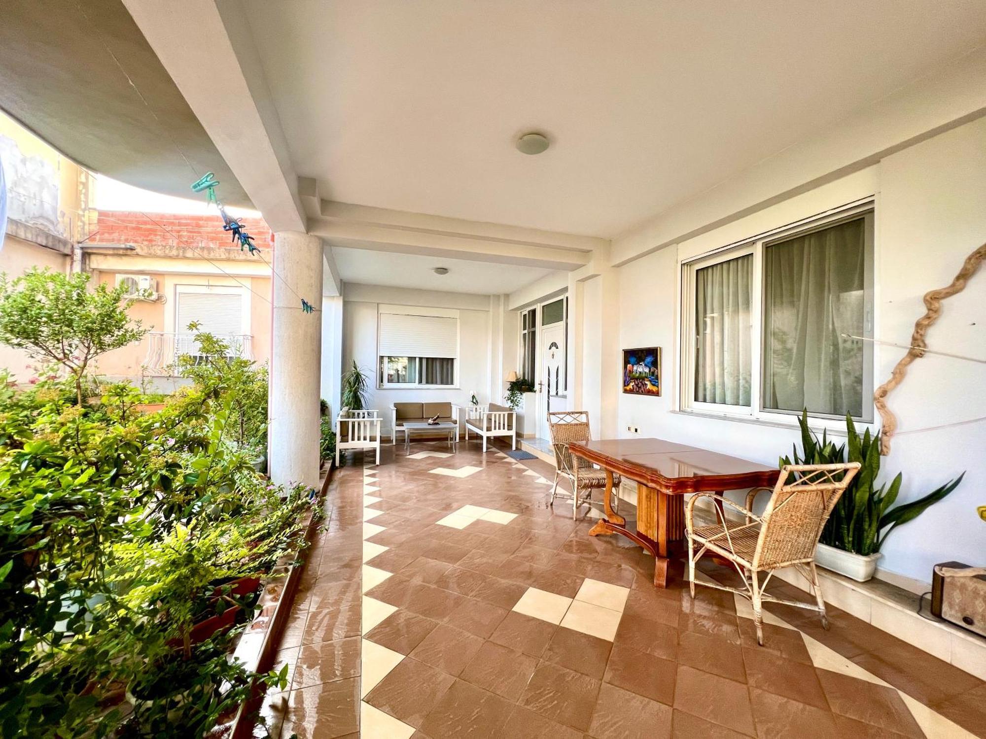 Vila Gjoni Sarandë 외부 사진